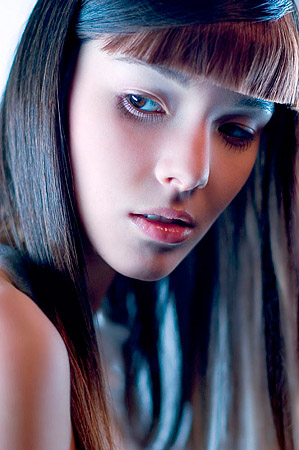 model Jennifer B, visagie Majella Maas